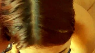 mi hermanastra chupando una buena polla hasta el cumshot orgasm