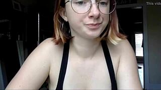 Big ass blonde chubs change in room and show theirs