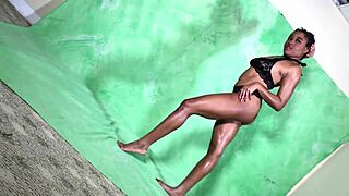 Check out this 4K behind-the-scenes photoshoot with Nina Rivera and Don Whoe 😘