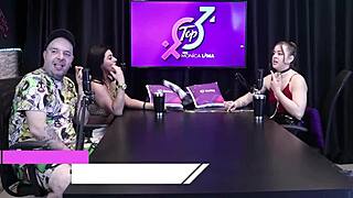 Foi Contratada Mas Não Conseguiu Ballbusting Agulha Saco!