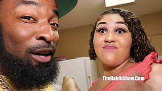 does this teen fuck texas king gutta with big tits?