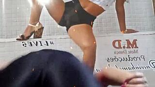 check out this sexy ass dance 😍