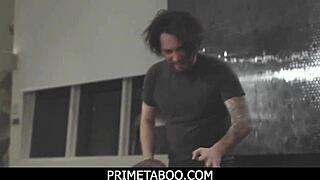 मैंने अपनी सौतेली बेटी का क्लोन बनाया रफ हार्डकोर फन के लिए