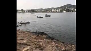 teasing blonde teen in bikini posts spring break pics on instagram