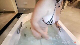 Pov: Amateur Girlfriend's Sloppy Blowjob On Jacuzzi