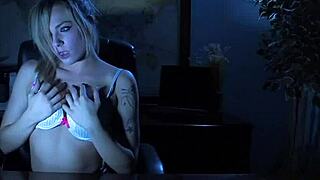 Dahlia Fingers Pussy