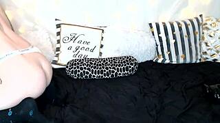 Hey, watch this webcam model shove huge toy in her ass!