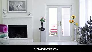 Teens Dominate Yoga Session with Yogi Nathan Bronson Featuring Penelope Kay and Lauren Phillips