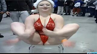 Chubby Blonde Piggy With Big Booty Pawg Teases on Webcam. Her Curves Beg for Attention!