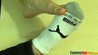 Twinks get their hot soles covered in spunk after kinky play.