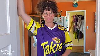 जोकर टीन पोर्न वीडियो - पागल लड़कियां सर्कस टेंट में लंड तड़पाती हुई