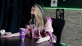 Tem Fetiche? Blonde Transsexual Gang Bang at Swing House with Raphaela Savanah