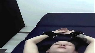 hart gefickt angespuckt und geohrfeigt, squirting and fingering