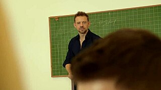 College slut Tiffany Tatum in quick bareback action