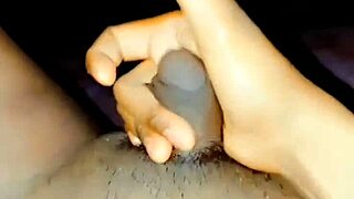 dude, this shemale with a small clitty got me hooked 😜