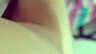 asi me gusta manosear una verga rica joven amateur masturba a su vecino cuando no hay nadie en casa