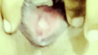 Indian teen model delivers stunning solo fingering show