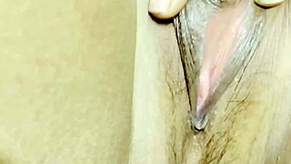 Indian teen model delivers stunning solo fingering show