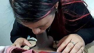 i ask my secretary over to fuck her 😏