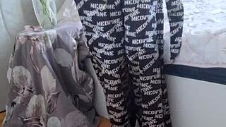 Elza Kom Teases in Nylon Tights for Fetish Fans