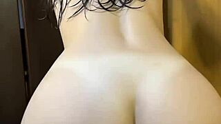 Lap Dance College Girl Fresh From Shower Riding Hard