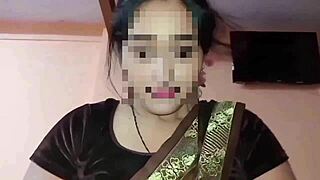 Hot Indian housewives in action: uncut anal sex videos