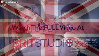 18-year-old student milks guy at the table hard