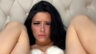 i'm an american student masturbating with toys in pov