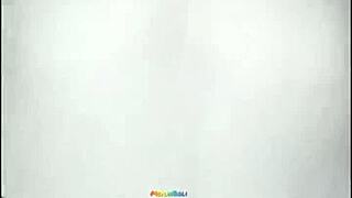 colegiala cristiana 18 años follada por novio en uniforme escolar video casero.