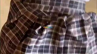 colegiala cristiana 18 años follada por novio en uniforme escolar video casero.