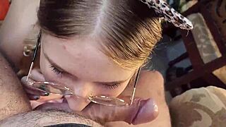 Hairdresser in Glasses Goes Wild with Deepthroat Action