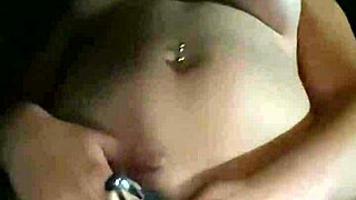 Leaked Private Sexts Show Naked Beach Squirt In Public.