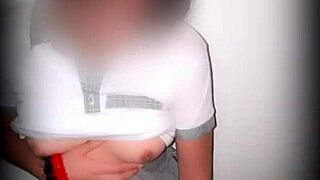 el sexo en el salon se siente mejor, detonan a la muñequita, wow! 😍