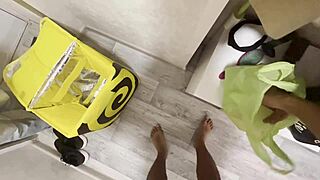 Didn’t Know My Husband Dreamed of Banging a Student Courier