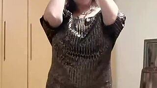 South African babe strips naked, craving teen 18+ student action