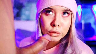 डायलॉगिक-प्रोवोकेटिव वेलेंटिना, तुम सबमिसिव बीबीडब्ल्यू, आज फिर अपना मुंह हार्ड फक करवाना चाहती हो?