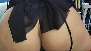 nalgona en lenceria me da unos sentones deliciosos 😍 clip