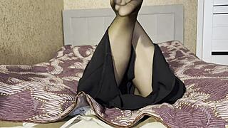 Syrian Milf in Pantyhose Fingers Leaking Pussy on Video