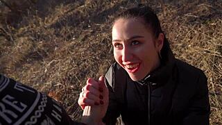 Meeting a stranger for an epic blowjob, wanna join?