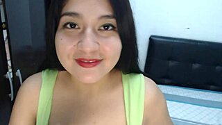 Mariana loves cosplay and personalized videos