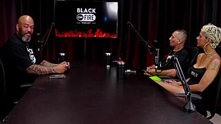 safada does sensual stripper after admitting dp with thick toy seeking dwarf and suckers