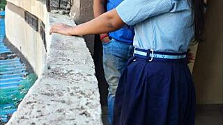 देसी यंग सौतेली बहन आशु सौतेले भाई को हार्डकोर चोदती जब सौतेले पिता दूर हैं