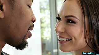 Hot assistant Aidra Fox bangs her black boss and subordinate.