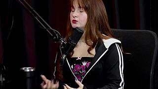 como pensou no nome artistico gosta de dancar pelada tem medo de usar a rede social e chegou a passar necessidade - angel bloomm watch on sheer red