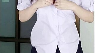 คลิปหลุดนักเรียน วัยรุ่นร้อนเงินใส่ชุดนักเรียนถ่ายคลิปเสียวแลกเงิน