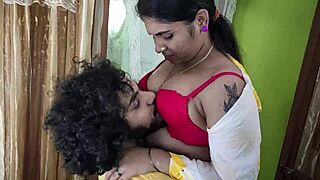 Horny Indian Girl Enjoys Boyfriend