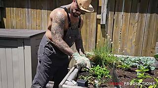 Pegas Productions - La Belle Mag Numb Gets Solid Fuck In Cosplay