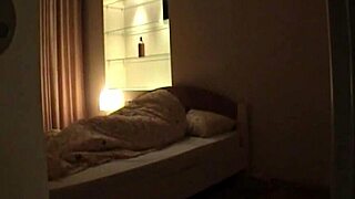 Krjemelik and Iza in a Homemade Free Video Together