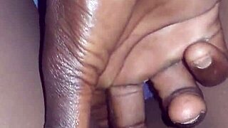 let me suck yur big dik and fuk me hard like crazy