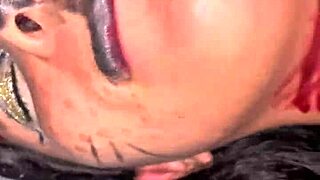 Fiesta De Halloween Y Entran Al Cuarto A Follar De Lo Caliente Que Estaban Parecia Virgen De Lo Cerrada Que Estaba